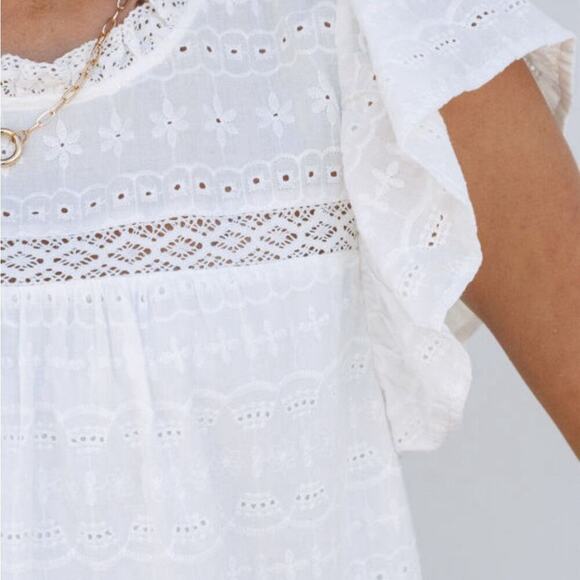 *NEW* Womens White Eyelet Ruffle Short Sleeve Blouse Top Boho | Size L - Picture 5 of 9